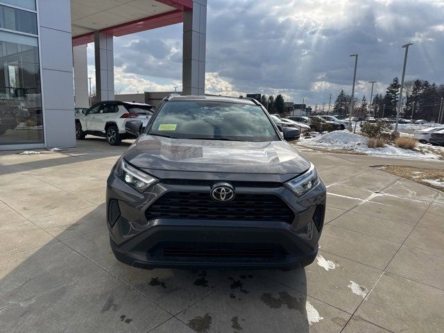 2022 Toyota RAV4 XLE