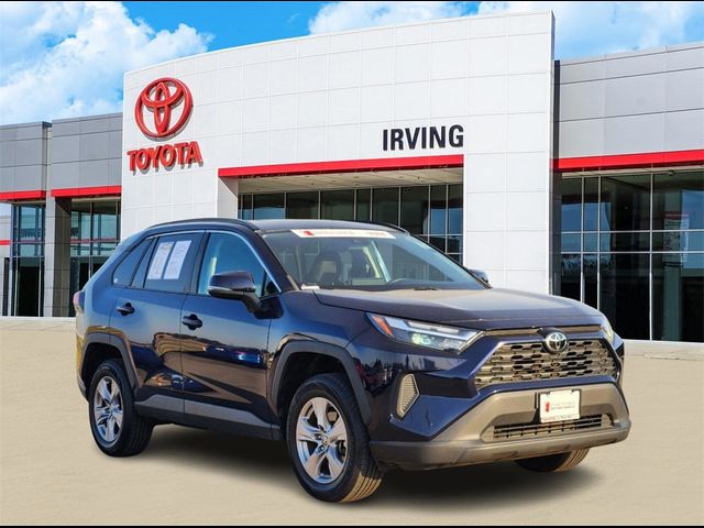 2022 Toyota RAV4 XLE