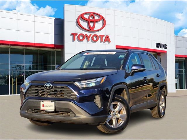 2022 Toyota RAV4 XLE