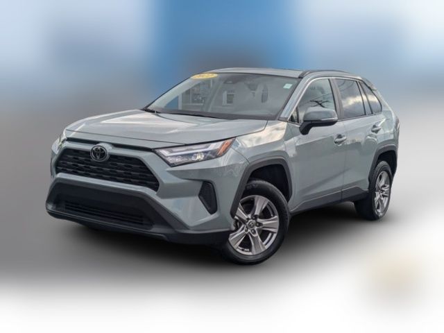 2022 Toyota RAV4 XLE