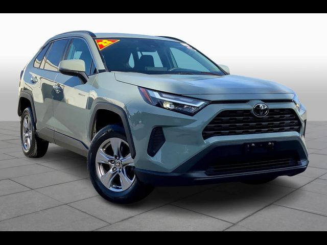 2022 Toyota RAV4 XLE