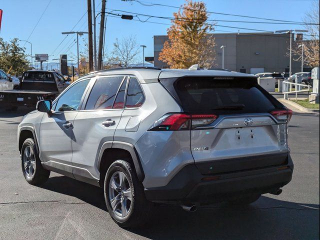 2022 Toyota RAV4 XLE