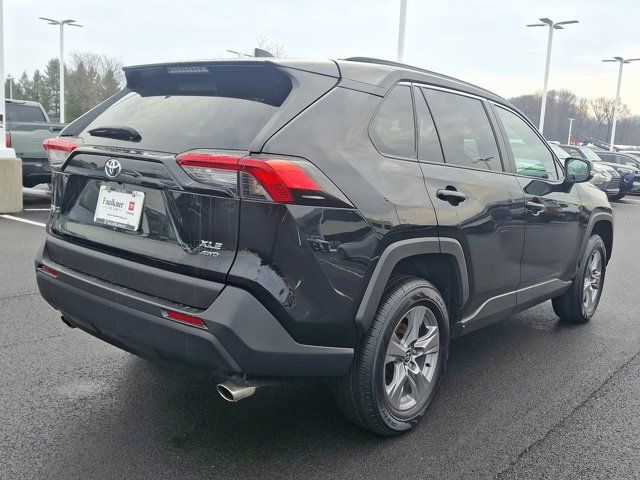 2022 Toyota RAV4 XLE