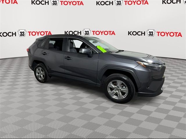 2022 Toyota RAV4 XLE