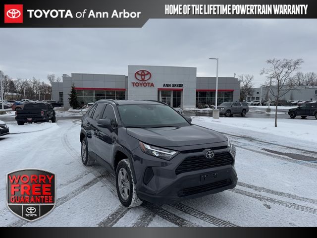 2022 Toyota RAV4 XLE