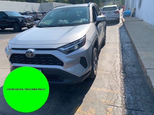 2022 Toyota RAV4 XLE