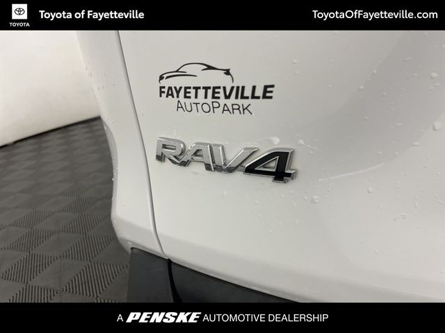 2022 Toyota RAV4 XLE