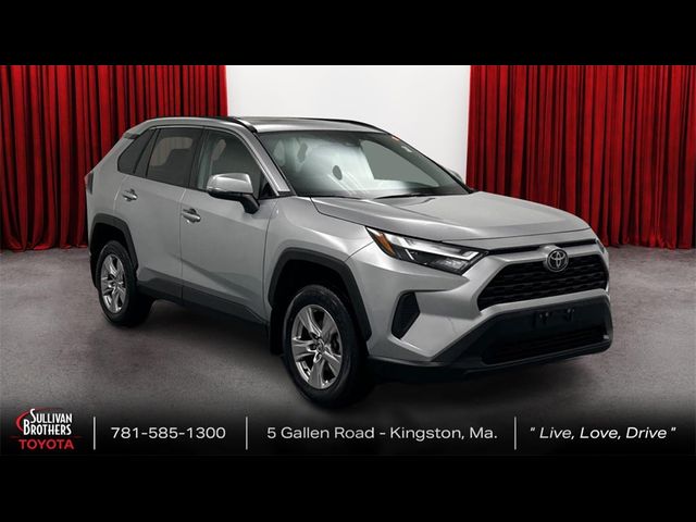 2022 Toyota RAV4 XLE