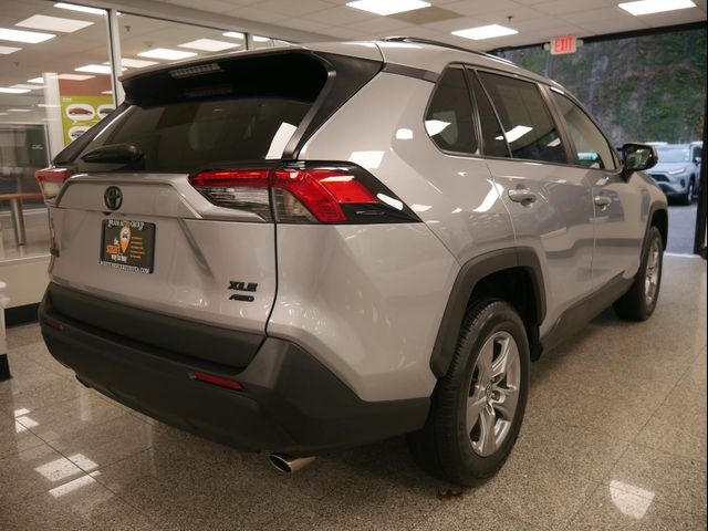 2022 Toyota RAV4 XLE