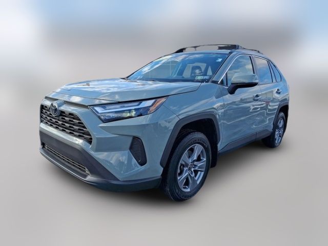 2022 Toyota RAV4 XLE