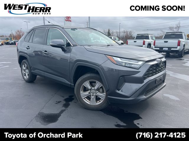 2022 Toyota RAV4 XLE