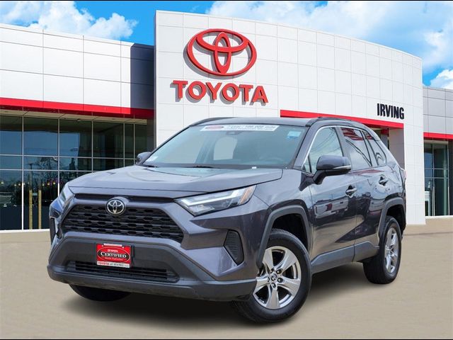 2022 Toyota RAV4 XLE