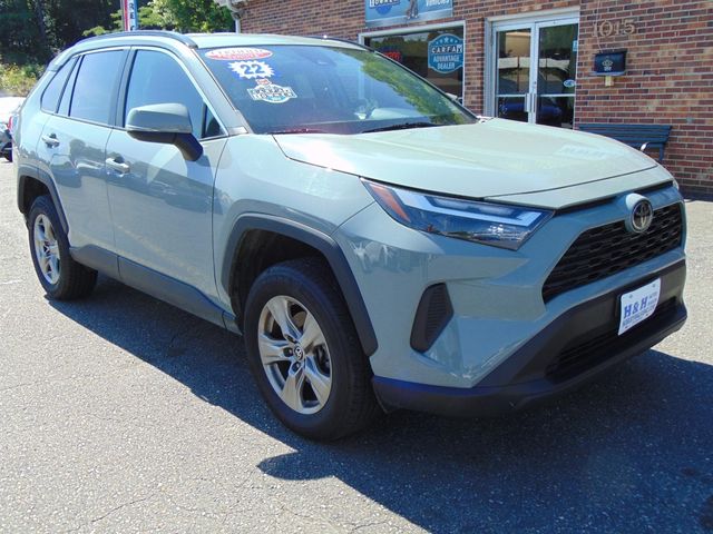 2022 Toyota RAV4 XLE