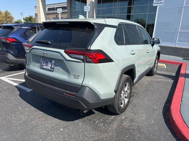 2022 Toyota RAV4 XLE