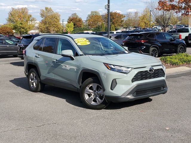 2022 Toyota RAV4 XLE