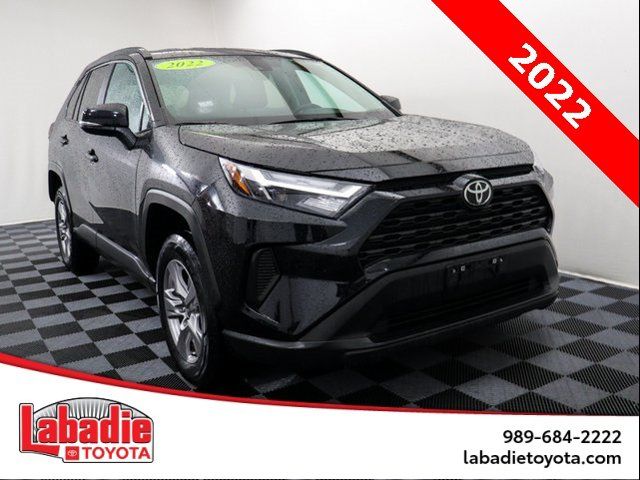 2022 Toyota RAV4 XLE