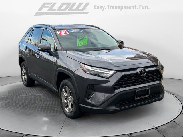 2022 Toyota RAV4 XLE