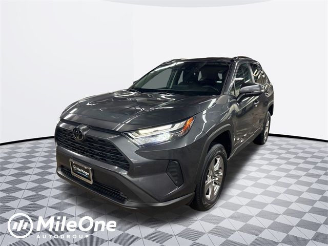 2022 Toyota RAV4 XLE