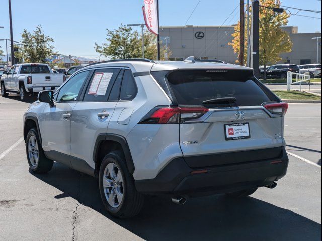 2022 Toyota RAV4 XLE