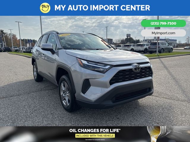 2022 Toyota RAV4 XLE