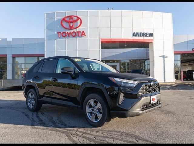 2022 Toyota RAV4 XLE