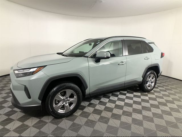 2022 Toyota RAV4 XLE