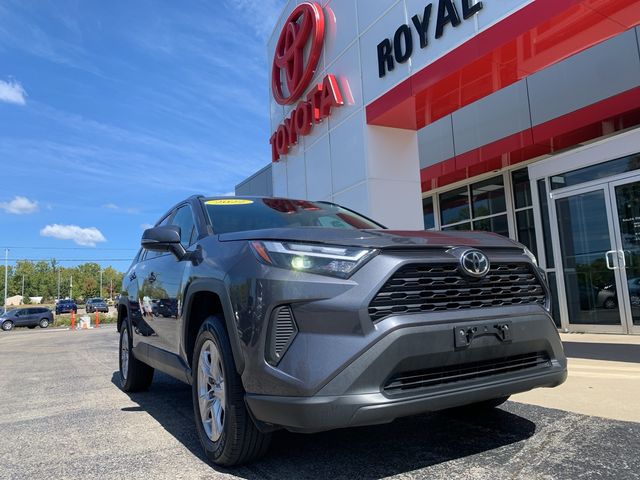 2022 Toyota RAV4 XLE