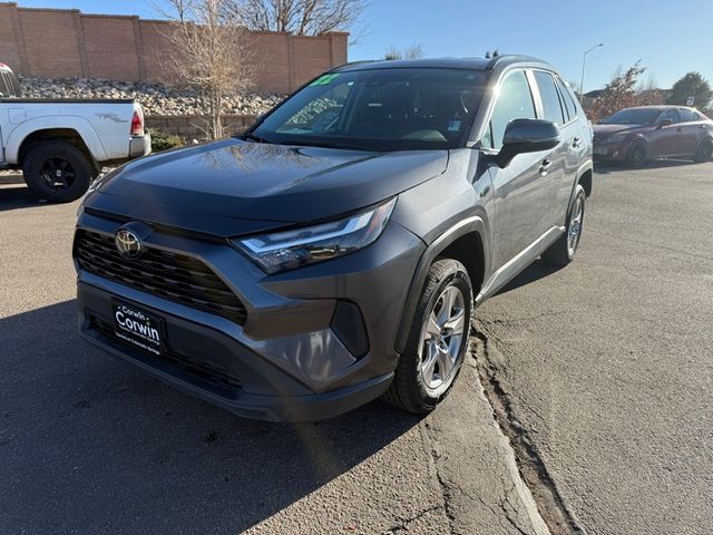 2022 Toyota RAV4 XLE