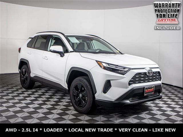 2022 Toyota RAV4 XLE