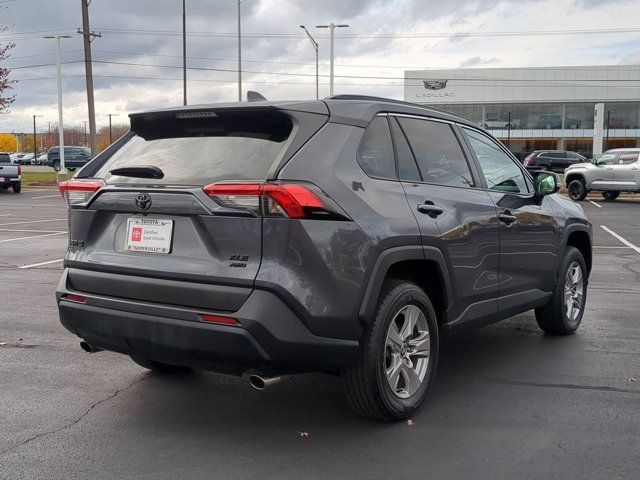 2022 Toyota RAV4 XLE