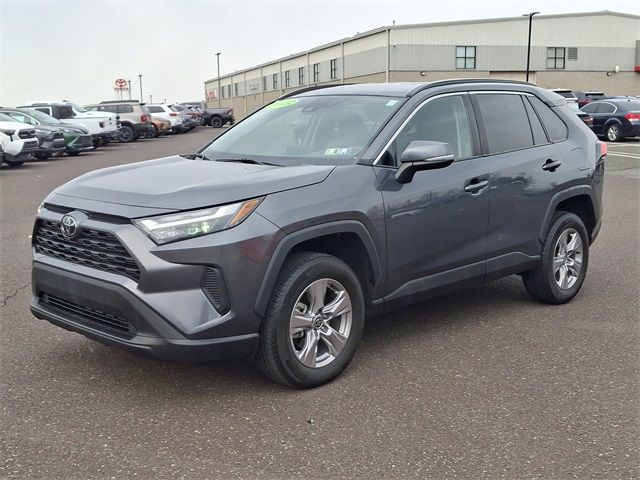 2022 Toyota RAV4 XLE