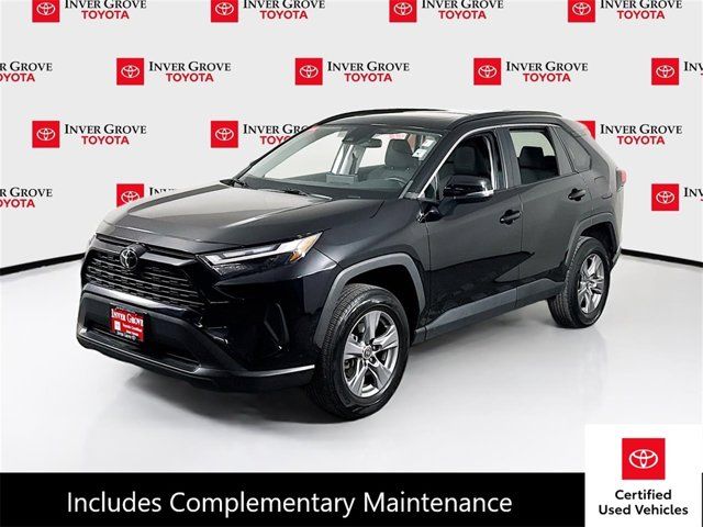 2022 Toyota RAV4 XLE