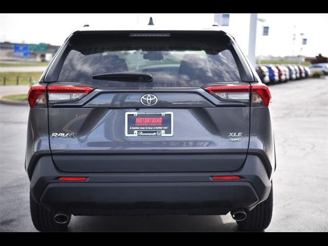 2022 Toyota RAV4 XLE