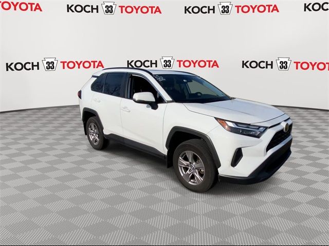 2022 Toyota RAV4 XLE