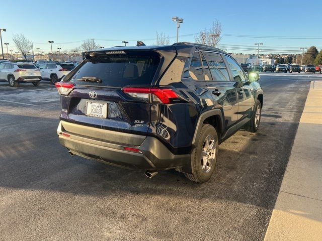 2022 Toyota RAV4 XLE