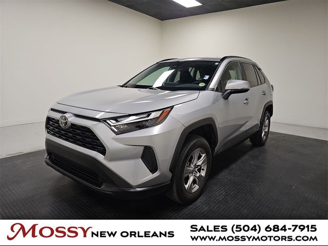 2022 Toyota RAV4 XLE