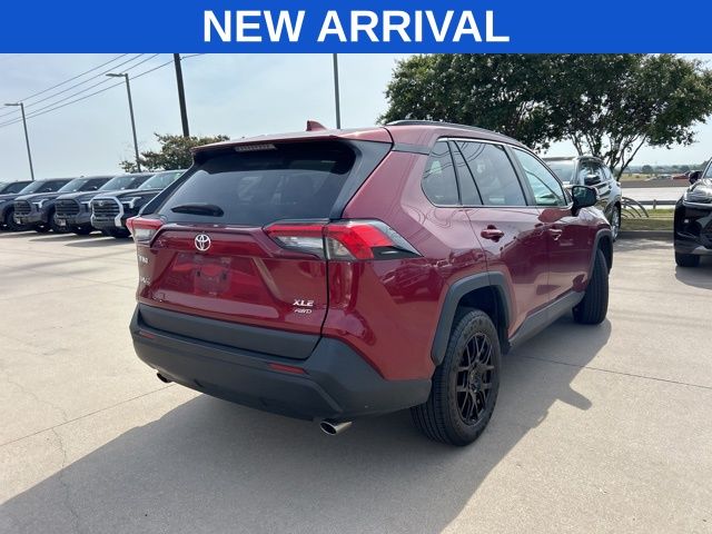 2022 Toyota RAV4 XLE