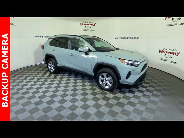 2022 Toyota RAV4 XLE