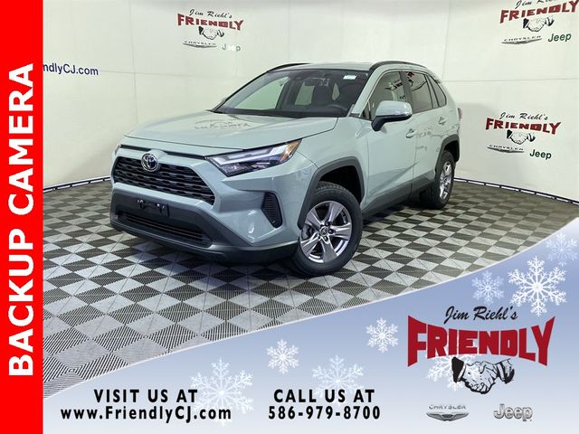 2022 Toyota RAV4 XLE