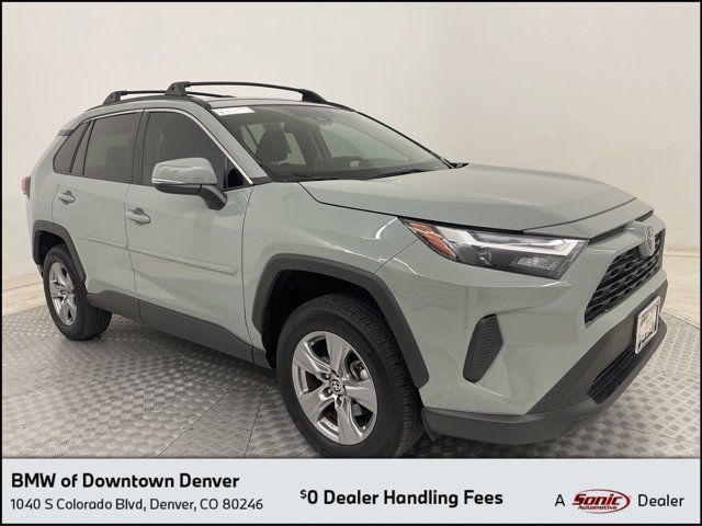 2022 Toyota RAV4 XLE