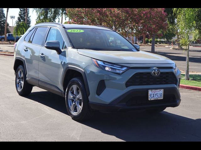 2022 Toyota RAV4 XLE