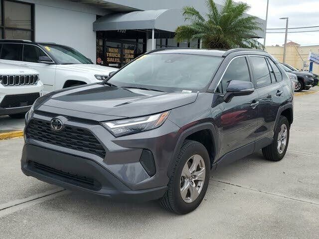 2022 Toyota RAV4 XLE