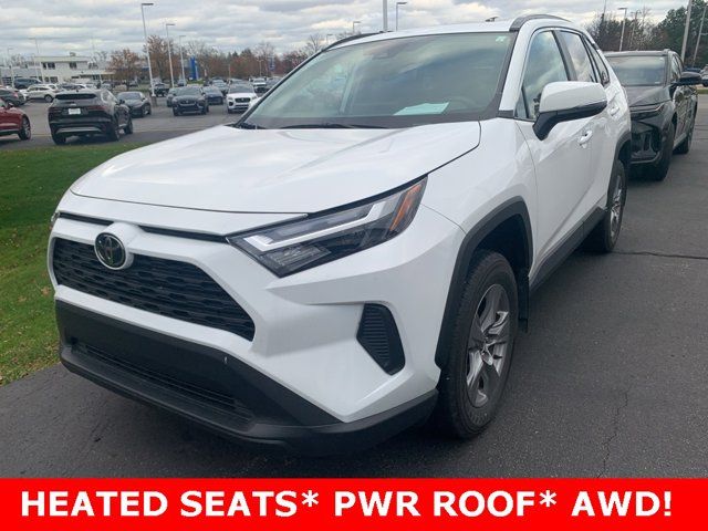 2022 Toyota RAV4 XLE