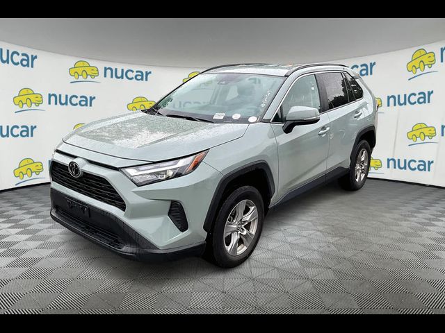 2022 Toyota RAV4 XLE