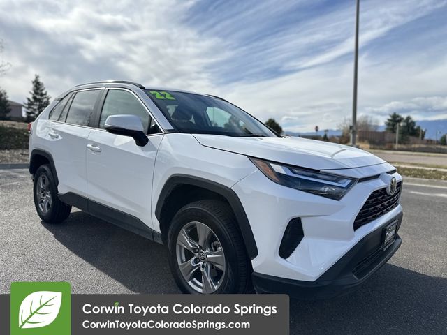 2022 Toyota RAV4 XLE