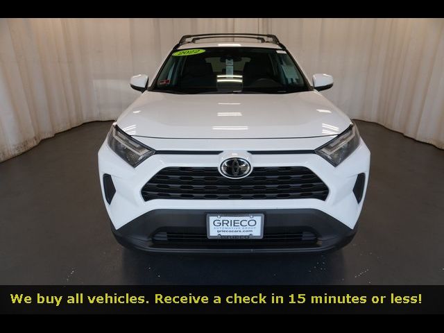 2022 Toyota RAV4 XLE