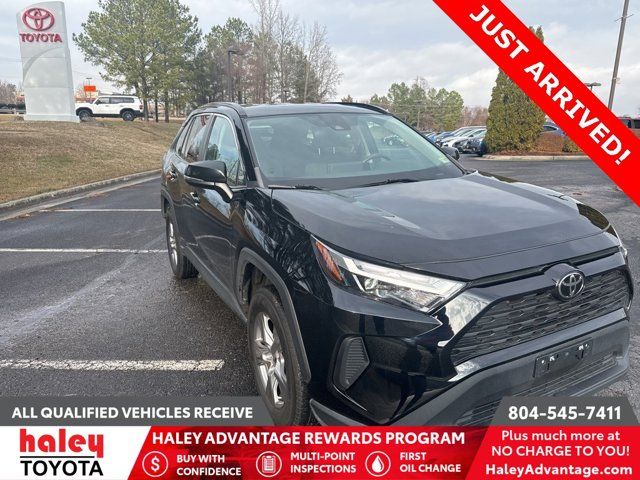 2022 Toyota RAV4 XLE