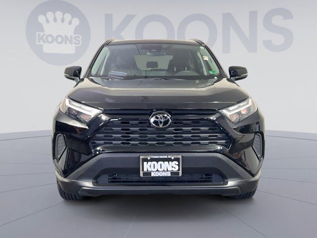 2022 Toyota RAV4 XLE