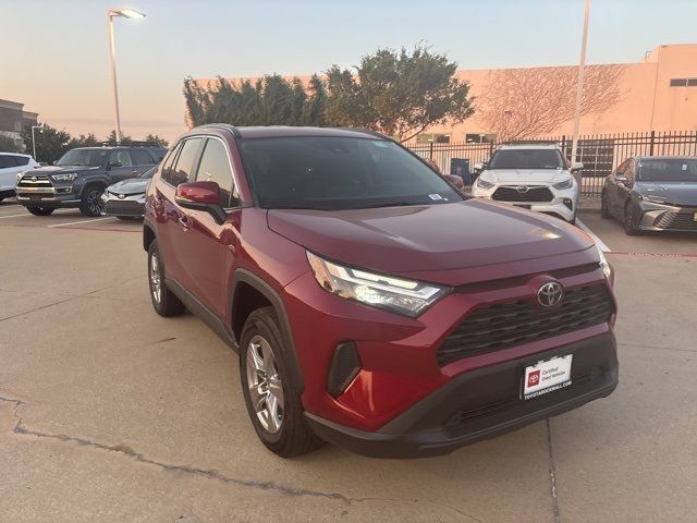 2022 Toyota RAV4 XLE