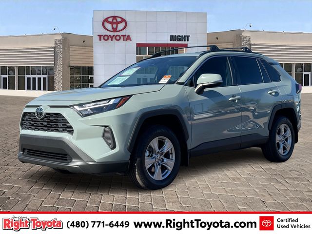 2022 Toyota RAV4 XLE